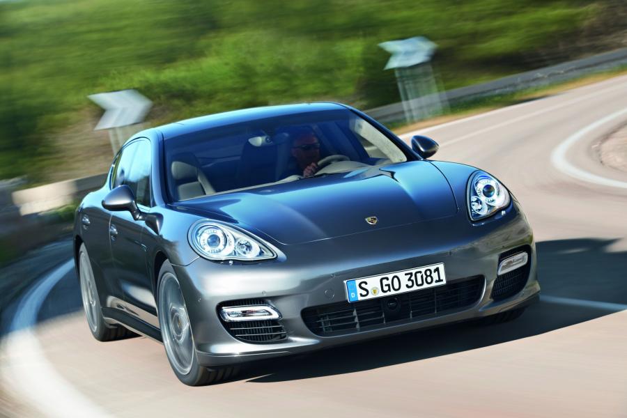  Porsche Panamera Turbo S 2011 года  (фото 35 из 51)